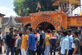 Demonstration against decision to demolish Hanuman temple gate in Pakur