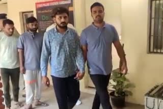 air-asia-job-fraud-gang-busted-in-faridabad