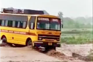 school-bus-overturns-in-flood-water-in-uttarakhand