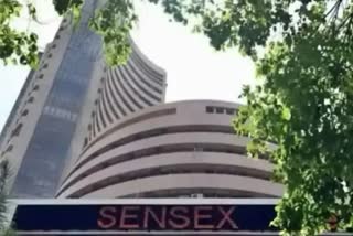 Sensex rises 756 points in early trade, Nifty also rises