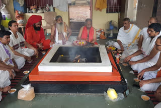 Chandrakant Khaire Prayed To South Facing Maruti