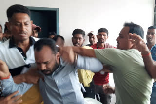 workers beat up agency coordinator in Pakur