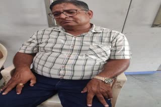 ACB team arrested Assistant Accounts Officer for taking bribe