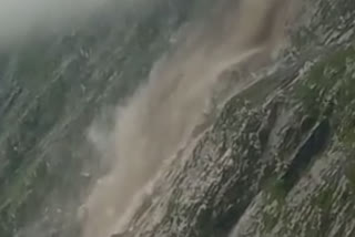 Watch Landslide in Chamoli district of Uttarkhand Hemkund Sahib Yatra halted