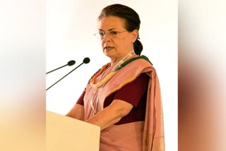 ED WILL QUESTIONING SONIA GANDHI TODAY  സോണിയ ഗാന്ധി ഇന്ന് ഇഡിക്ക് മുന്നിൽ ഹാജരാകും  സോണിയ ഗാന്ധി ഇഡിക്ക് മുന്നിൽ പ്രതിഷേധത്തിനൊരുങ്ങി കോൺഗ്രസ്  നാഷണൽ ഹെറാൾഡ് കേസിൽ ചോദ്യം ചെയ്യൽ  കോൺഗ്രസ് നേതാക്കളും എഐസിസി അംഗങ്ങളും പ്രതിഷേധം  Sonia Gandhi will appear Enforcement Directorate Today  National Herald case  നാഷണൽ ഹെറാൾഡ് കേസ്  Congress protest across the country