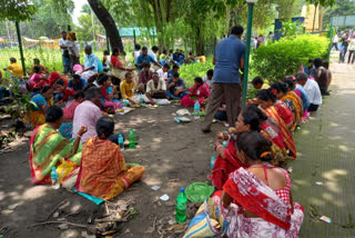 People Who Come for TMC 21st July Rally Travel to Kolkata Maidan