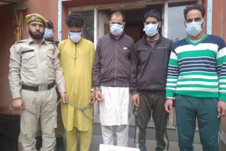 Extortionist Gang Busted in Budgam: بڈگام پولیس نے بھتہ خوروں کی گینگ کو کیا بے نقاب، 5افراد گرفتار