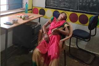 Drunken teacher found in Jashpur government school