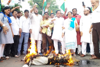 Kolkata Congress Agitation as ED Summons Sonia Gandhi again in National Herald Case