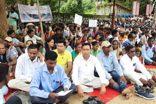 Villagers demonstrated for road in Khunti