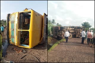 a-tipper-lorry-overturns-and-kills-sheep-in-ammanagi-village-of-belgaum