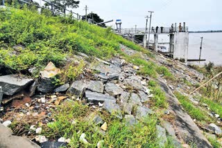 Godavari Karakatta Damaged