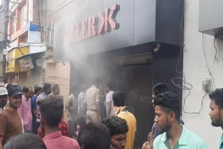 Fire breaks out in clothes showroom in Pakur