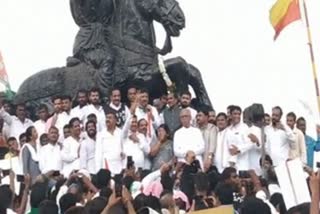 Congress protest in Hubli