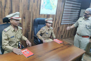 Bengaluru: Two boys fighting fatal diseases become Police officers for a day  bengaluru Police dcp  students fighting fatal diseases become Police officers  ഒരു ദിവസത്തേക്ക് പൊലീസ് വേഷമണിഞ്ഞ് മുഹമ്മദ് സൽമാനും മിഥിലേഷും  കാൻസർ ബാധിതരായ വിദ്യാർഥികൾ പൊലീസ് യൂണിഫോം അണിഞ്ഞു