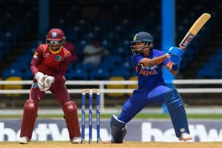 India-West Indies 1st ODI : ୱେଷ୍ଟ ଇଣ୍ଡିଜକୁ 309 ରନର ଟାର୍ଗେଟ, ଶତକରୁ ବିର୍ତ୍ତିଲେ ଶିଖର ଧାୱନ