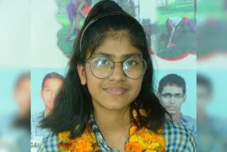 cbse 10th result anjali yadav top