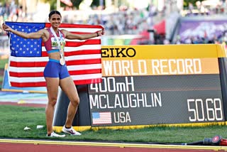 Sydney McLaughlin  World Athletics Championship  400 Hurdles  World Record  सिडनी मैकलॉघलिन  400 मीटर बाधा दौड़  विश्व रिकॉर्ड  विश्व चैम्पियनशिप  पहला स्वर्ण पदक