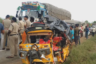 ఒకే కుటుంబానికి చెందిన నలుగురు మృతి