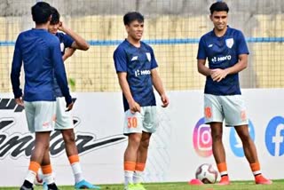 SAFF U-20 Championship  squad for SAFF U-20  सैफ अंडर-20 चैम्पियनशिप  भारतीय अंडर-20 फुटबॉल टीम  मुख्य कोच शनमुगम वेंकटेश  दक्षिण एशियाई फुटबॉल महासंघ  फुटबॉल चैंपियनशिप  खेल समाचार  Head Coach Shanmugam Venkatesh  South Asian Football Federation  Football Championship  Sports News