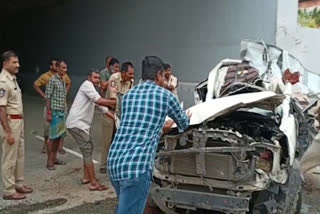 Three Police Died in Accident