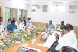 Minister Dr Rameshwar Oraon held review meeting of 20 Sutri implementation committee in Gumla