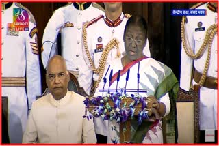 President Murmu takes  Oath