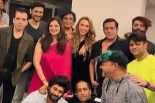 Salman Khan celebrates Iulia vantur birthday