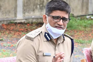 CID questioned Kalaburagi Nagar Police Commissioner, CID questioned Kalaburagi Nagar Police Commissioner over PSI scam, PSI scam news, PSI requirement sacm case, Kalaburagi crime news, ಕಲಬುರಗಿ ನಗರ ಪೊಲೀಸ್ ಆಯುಕ್ತರನ್ನು ಪ್ರಶ್ನಿಸಿದ ಸಿಐಡಿ, ಪಿಎಸ್‌ಐ ಹಗರಣ ಕುರಿತು ಕಲಬುರಗಿ ನಗರ ಪೊಲೀಸ್ ಆಯುಕ್ತರನ್ನು ಸಿಐಡಿ ವಿಚಾರಣೆ, ಪಿಎಸ್‌ಐ ಹಗರಣ ಸುದ್ದಿ, ಫಿಎಸ್​ಐ ನೇಮಕಾತಿ ಹಗರಣ ಪ್ರಕರಣ, ಕಲಬುರಗಿ ಅಪರಾಧ ಸುದ್ದಿ,