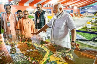 pm modi, with up cm Yogi