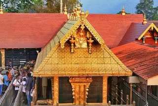 Sabarimala reports water leakage in sanctum sanctorum roof