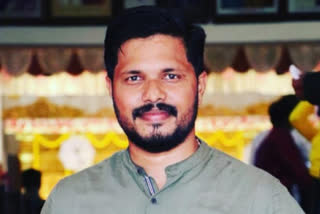 BJP activist murdered in Dakshina Kannada  Dakshina Kannada Bellare BJP activist murder  Bellare BJP activist attack  BJP Yuva Morcha leader murdered karnataka  ബിജെപി യുവമോർച്ച നേതാവിനെവെട്ടിക്കൊലപ്പെടുത്തി  കർണാടക ബിജെപി യുവമോർച്ച നേതാവ് കൊലപാതകം  അപലപിച്ച് മുഖ്യമന്ത്രി ബസവരാജ് ബൊമ്മെ  സുല്യ ബെല്ലാരെ ബിജെപി പ്രവർത്തകൻ മരണം  രാഷ്‌ട്രീയ കൊലപാതകം കർണാടക  political assasination karnataka  ബിജെപി യുവമോർച്ച നേതാവ് പ്രവീൺ  bjp leader praveen murder