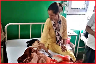 Tempo hit nine year girl in solan