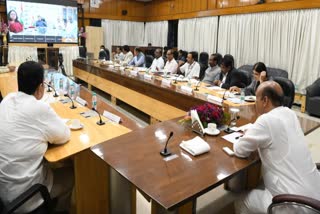 Video interaction with Minister Nitin Gadkari by CM