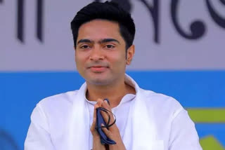 abhishek-banerjee-speaks-to-agitating-ssc-students-on-phone