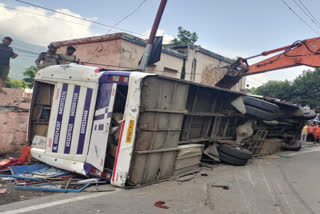 tehri bus accident