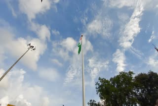 vidisha railway station tricolor flag