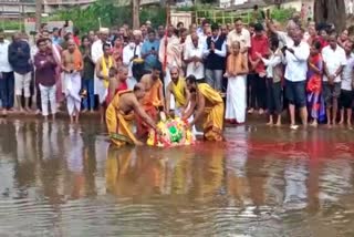 ವರುಣನ ರೌದ್ರಾವತಾರ ತಣಿಸಲು ಭಗಂಢೇಶ್ವರನ ಮೊರೆ ಹೋದ ಸ್ಥಳೀಯರು