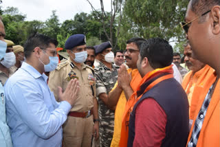 First batch of Budha Amarnath Yatra flagged off from Jammu reaches Rajouri