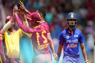 deepak hooda  IND VS WI  Venkatesh Prasad  Venkatesh Prasad twitter  sanju Samson  Shreyas Iyer  വെങ്കടേഷ് പ്രസാദ്  ശ്രേയസ് അയ്യര്‍  സഞ്‌ജു സാംസണ്‍  ദീപക്‌ ഹൂഡ  ടി20 ടീമില്‍ ശ്രേയസ് അയ്യരെ കളിപ്പിക്കുന്നതിനെതിരെ വെങ്കടേഷ് പ്രസാദ്