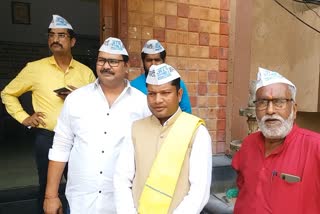 Protest against salary cut of striking employees in Chhattisgarh