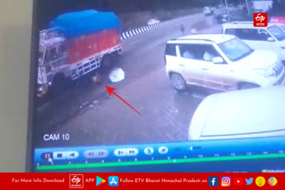 Truck hit a man in Solan