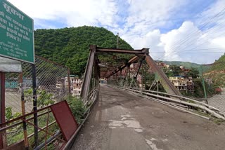 Traffic closed on Belni bridge