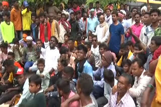 protest against Minister Shiv Kumar Dahariya in Raipur
