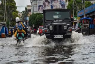 rain red alert in Kerala holiday declared in all educational institutions in Thiruvananthapuram