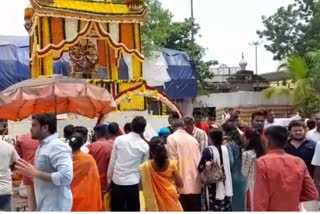 on occasion of shravani somvar devotees rush in siddheshwar temple at solapur