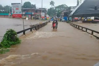 heavy rain in Pathanamthitta  പത്തനംതിട്ടയിൽ പ്രളയ സമാന സാഹചര്യം  പത്തനംതിട്ടയിൽ കനത്ത മഴ  പത്തനംതിട്ടയിൽ ശക്തമായ മഴ  പത്തനംതിട്ടയിൽ ജാഗ്രത നിർദേശം  പമ്പ ജലനിരപ്പ്  അപകട സാധ്യത മേഖലകൾ പത്തനംതിട്ട  ഡാമുകളുടെ സംഭരണശേഷി  heavy rain in kerala  kerala rain updates  Pathanamthitta rain updates  pathanamthitta latest news