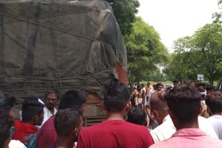 father-son-died-in-road-accident-in-balod