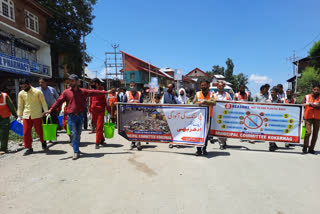 anti polythene rally held by MCK & School Students in kokernag