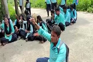 students protest due to fan problem in class room in jagatsinghpur